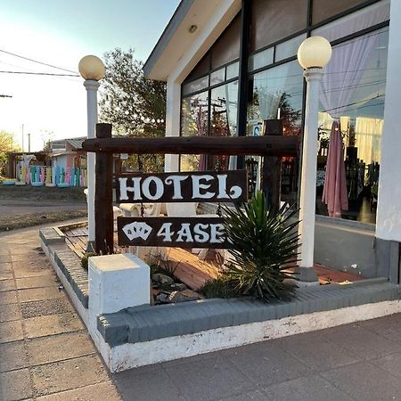 Hotel 4 Ases Эмбальсе Экстерьер фото
